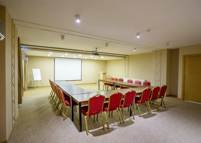 Zeytin Bahcesi Iznik